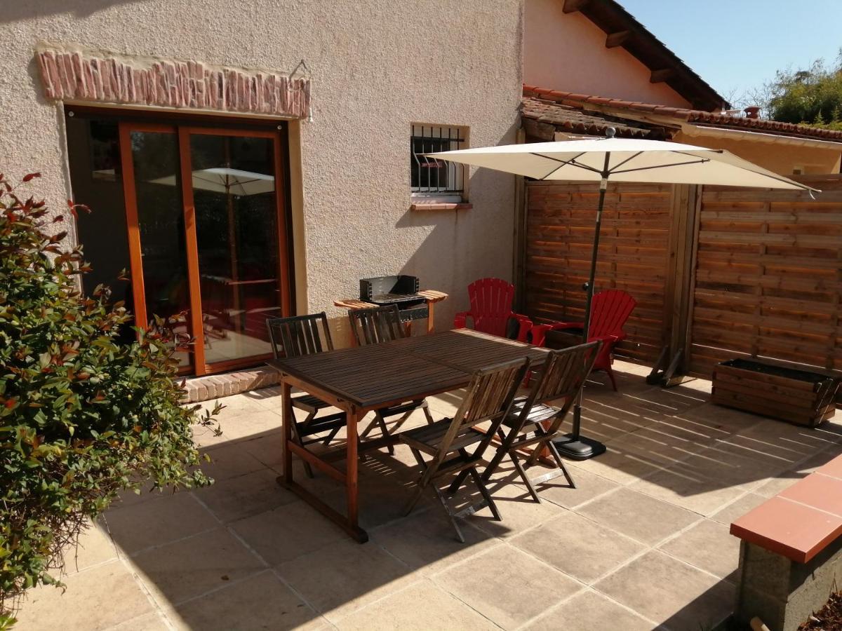 Gite Vacances Bosc D'Esquirol 4 Pers Escorneboeuf 외부 사진